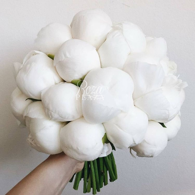 «Белая глазурь» в Грозном от магазина цветов «Roza Plaza»